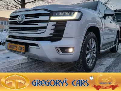 Neu Toyota Land Cruiser Premium 415 PS (305 kW) 2026 Silver prime SUV