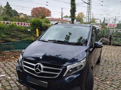 Mercedes V250