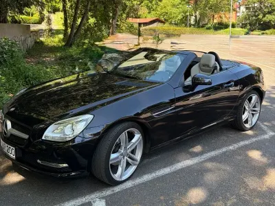 Gebraucht Mercedes SLK200 184 PS (135 kW) 2015 Schwarz Cabrio