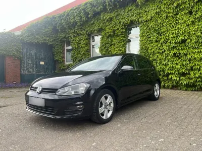 Gebraucht VW Golf VII Comfortline 105 PS (77 kW) 2013 Schwarz Limousine
