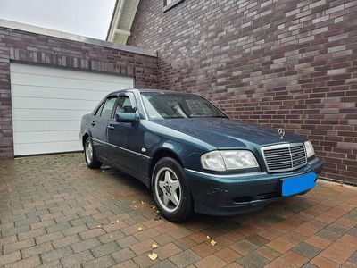 Mercedes C180