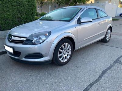 Brugt Opel Astra GTC 105 HK (77 kW) 2006 Sølv Sedan