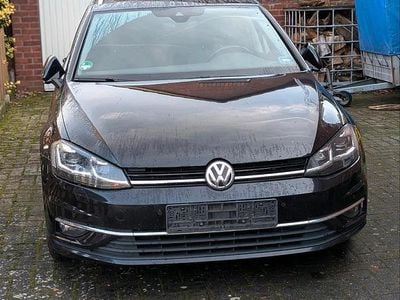Schwarz Gebraucht 2018 VW Golf VII Highline Kombi | 12.999 € (Fairer Preis)