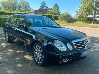 Mercedes E200