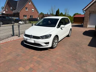 Gebraucht VW Golf Sportsvan Comfortline 125 PS (91 kW) 2017 Weiß Van / Kleinbus