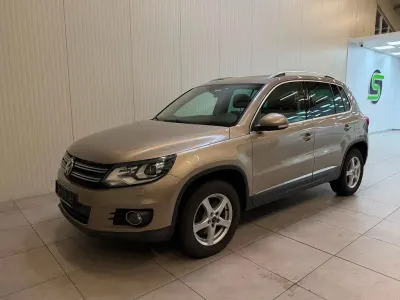 Gebraucht VW Tiguan 140 PS (102 kW) 2011 Beige SUV