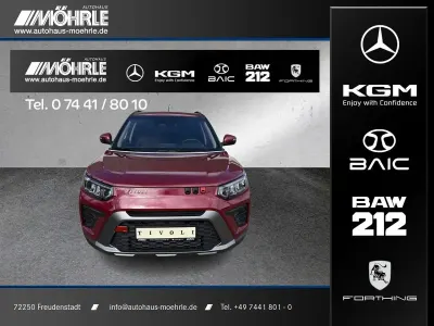 Gebraucht KGM Tivoli 163 PS (119 kW) 2025 Chery red SUV