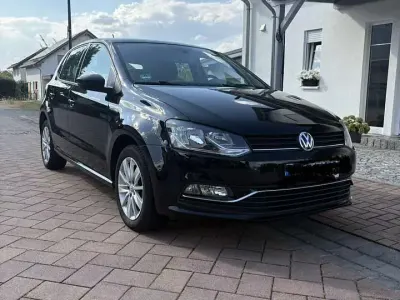 Gebraucht VW Polo Highline 90 PS (66 kW) 2017 Schwarz Kleinwagen