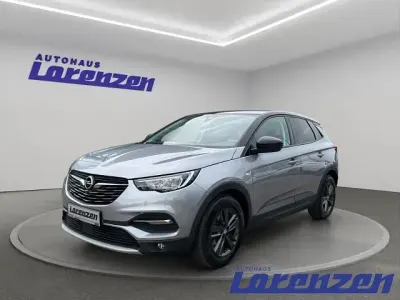 Gebraucht Opel Grandland Electric 156 kW (213 PS) 2025 Lackierung schwarz perla nera/typ aussenverkleidung metalliclackierung SUV