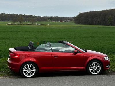 Usata Audi Cabriolet 140 CV (102 kW) 2011 Rosso Cabrio