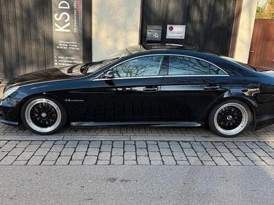 Usata Mercedes CLS500 387 CV (284 kW) 2006 Nero Coupé