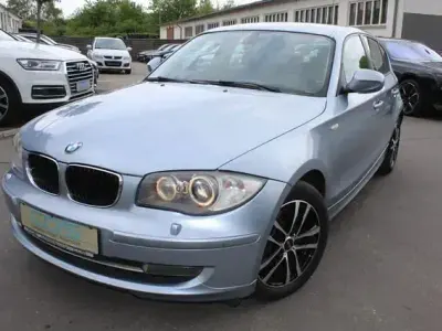 Gebraucht BMW 118 Advantage 143 PS (105 kW) 2011 Blau Kleinwagen