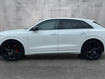Gebraucht Audi RS Q8 600 PS (441 kW) 2024 Weiß SUV