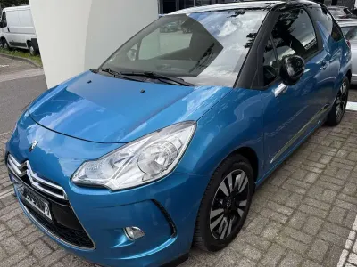Gebraucht Citroën DS3 So Chic 92 PS (67 kW) 2013 Blau Kleinwagen
