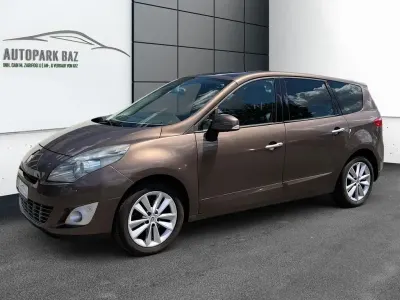 Gebraucht Renault Scénic III Luxe 140 PS (102 kW) 2010 Braun Van / Kleinbus