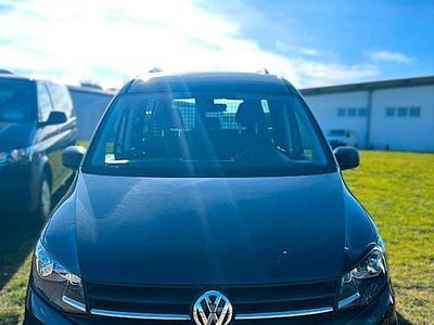 Gebraucht VW Caddy Maxi Conceptline 102 PS (75 kW) 2016 Blau Van / Kleinbus