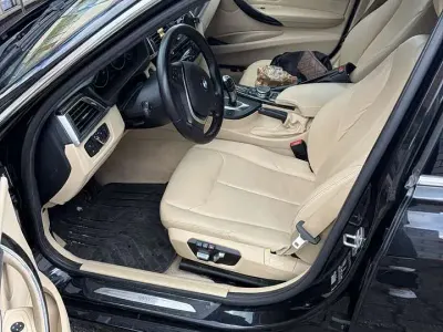 Gebraucht BMW 318 Luxury Line 136 PS (100 kW) 2015 Kombi