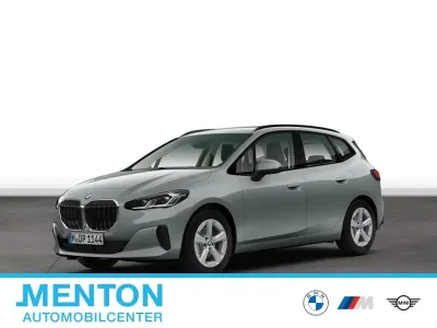 Gebraucht BMW 220 Active Tourer 150 PS (110 kW) 2025 Grau Van / Kleinbus