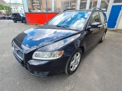 Gebraucht Volvo V50 Momentum 136 PS (100 kW) 2007 Schwarz Kombi