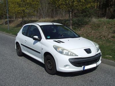 Second-hand Peugeot 206+ 75 CP (55 kW) 2009 Alb Hatchback