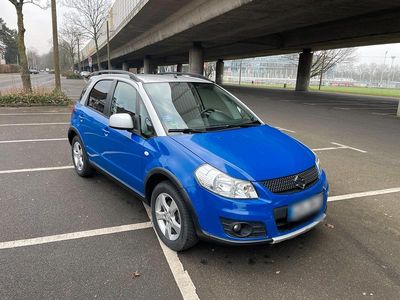 Second-hand Suzuki SX4 120 CP (88 kW) 2011 Argintiu Berlinǎ