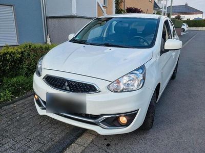 Gebraucht Mitsubishi Space Star 71 PS (52 kW) 2018 Weiß Kleinwagen
