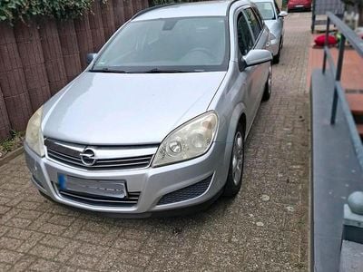 Second-hand Opel Astra 125 CP (91 kW) 2007 Argintiu Break