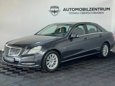 Second-hand Mercedes E200 184 CP (135 kW) 2012 Gri Berlinǎ