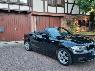 Gebraucht BMW 120 Cabriolet 170 PS (125 kW) 2008 Schwarz Cabrio