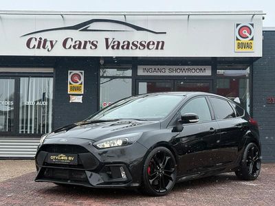 Gebraucht Ford Focus ST 251 PS (184 kW) 2017 Schwarz Limousine