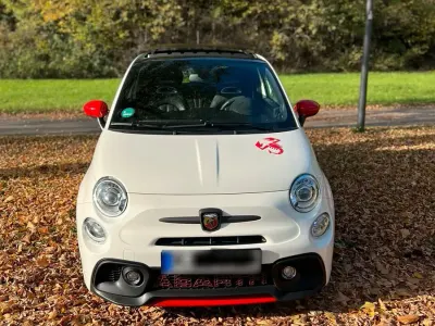 Gebraucht Abarth 595 Competizione 179 PS (131 kW) 2018 Weiß Kleinwagen