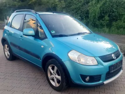 Gebraucht Suzuki SX4 Club 107 PS (78 kW) 2009 Grün SUV