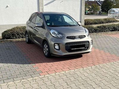 Silber Gebraucht 2016 Kia Picanto Kleinwagen | 5.999 € (Fairer Preis)