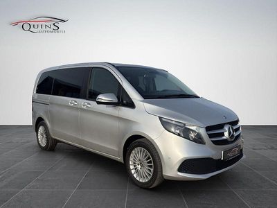 Brillantsilber Gebraucht 2019 Mercedes V220 Edition Van / Kleinbus | 33.990 € (Teuer)