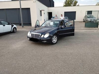 Mercedes E320