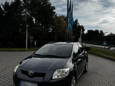 Gebraucht Toyota Auris 122 PS (89 kW) 2007 Grau Kleinwagen
