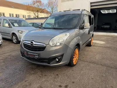 Gebraucht Opel Combo Edition 135 PS (99 kW) 2014 Grau Van / Kleinbus