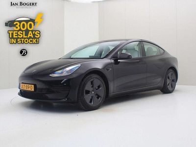 Schwarz Gebraucht 2021 Tesla Model 3 Standard Range Limousine | 23.900 € (Guter Preis)