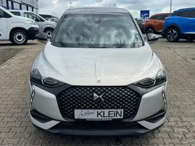 Gebraucht DS Automobiles DS3 Crossback E-Tense Performance Line Plus 100 kW (136 PS) 2022 Grau SUV