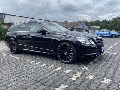 Gebraucht Mercedes E350 Avantgarde 265 PS (194 kW) 2011 Schwarz Kombi