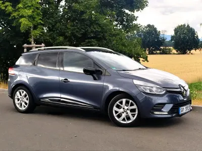 Gebraucht Renault Clio GrandTour LIMITED 118 PS (86 kW) 2018 Grau Kombi