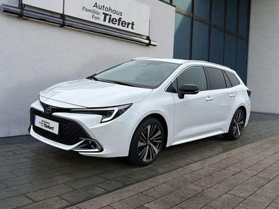 Nuova Toyota Corolla 140 CV (102 kW) 2025 Bianco Station wagon