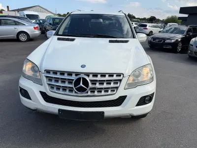 Gebraucht Mercedes ML320 224 PS (164 kW) 2008 Weiß SUV
