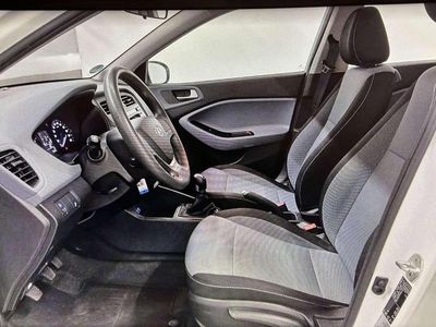 Gebraucht Hyundai i20 Classic 84 PS (61 kW) 2017 Limousine