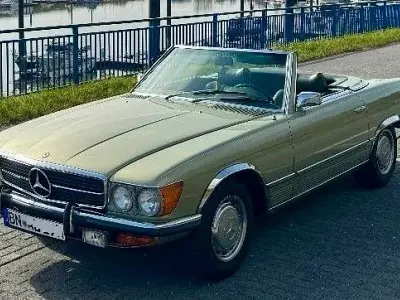 Gebraucht Mercedes SL450 224 PS (164 kW) 1972 Grün Cabrio