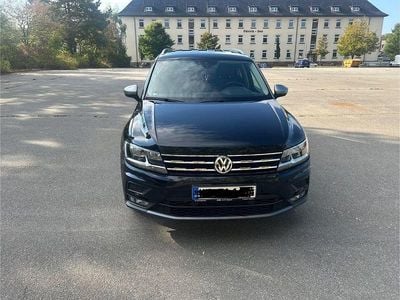 Gebraucht VW Tiguan Allspace Comfortline 150 PS (110 kW) 2019 Schwarz SUV