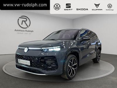 Delfingrau metallic Gebraucht 2025 VW Tayron R-line SUV | 51.879 € (Guter Preis)