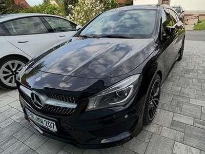 Gebraucht Mercedes CLA200 Shooting Brake AMG line 156 PS (114 kW) 2015 Kombi