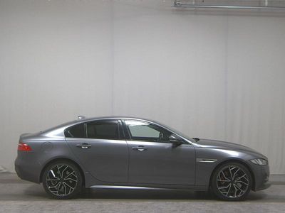 Grau Gebraucht 2019 Jaguar XE R-Sport Limousine | 15.990 € (Superpreis)