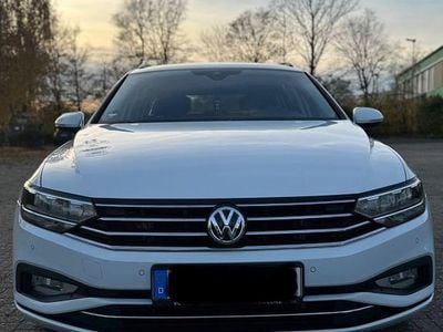 Gebraucht VW Passat Business 150 PS (110 kW) 2020 Weiß Kombi